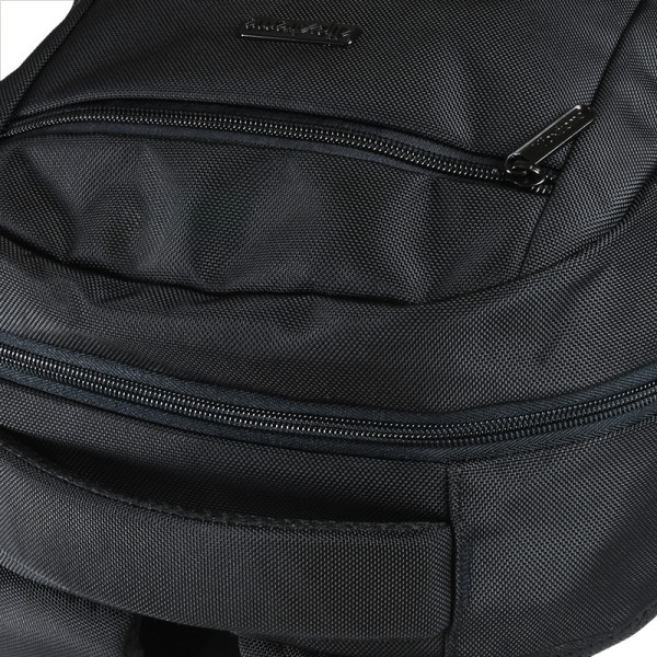 Mochila para Notebook Klip Xtremecarrying backpack 15.6in Polyester color negro 18Kg (KNB-582)