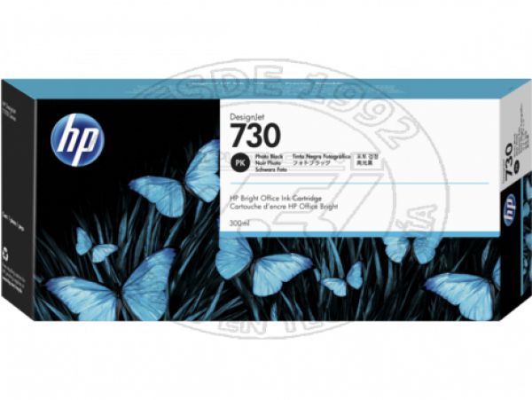 Cartucho de Tinta HP 730 Color Negro, 300 Ml (P2V73A)