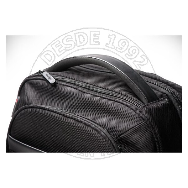 Mochila Kensington Para Notebook Contour 2.0 Executive, Pantallas de Hasta 14 (K60383WW)