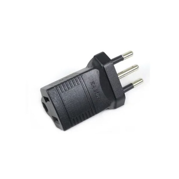 Adaptador De Corriente Americano A Nacional  10a 250v  (3 M. Gtia.) (ADAPT-AM-NA)