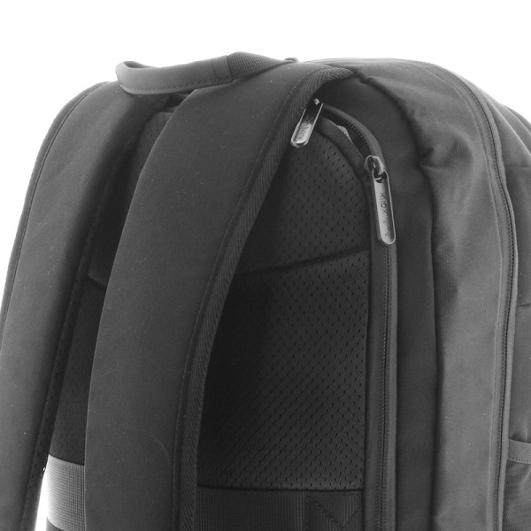 Mochila para Notebook Klip Xtreme Pioneer, Polyester, Carga Máxima 18kg, Negro (KNB-583)